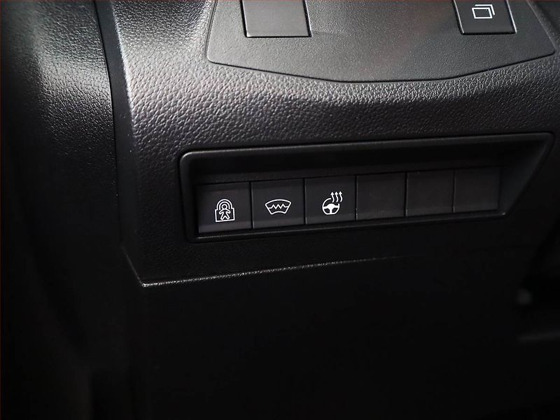 Opel Combo (2025) Edition 1.2 Turbo, 3Místa, ČR - fotka 16 z 17