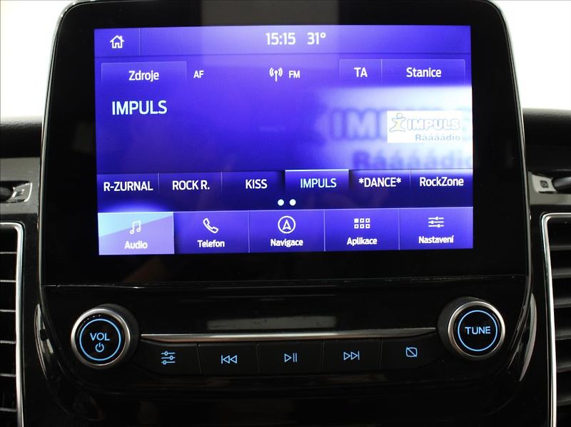 Ford Tourneo Custom 2,0 EB 136kW AT Titan.X 1.maj. - fotka 23 z 25