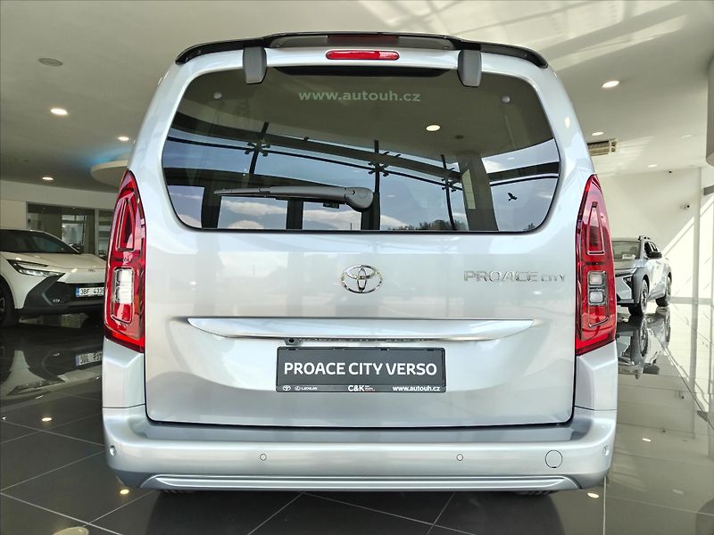 Toyota ProAce City Verso (2026) 1.5 DIESEL 6MT  FAMILY 5S LONG - fotka 4 z 18