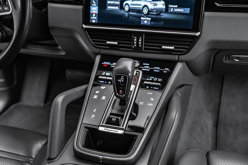 Porsche Cayenne 250kW, vzduch, RS Spyder, Spor - fotka 15 z 21