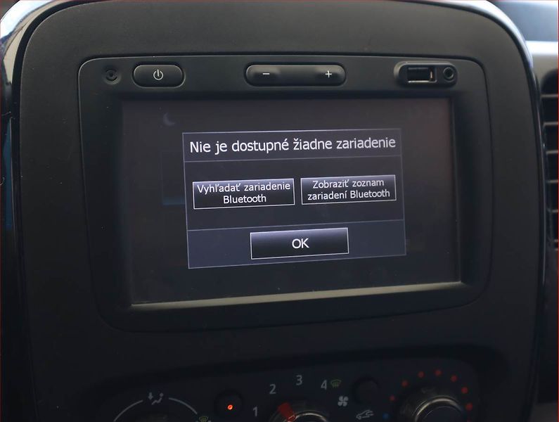 Opel Vivaro (2019) 1.6 BiCDTI, Bus, 9Míst - fotka 18 z 19