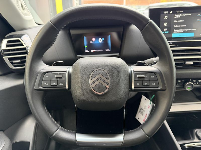 Citroën C4 (2025) PLUS PureTech 130k EAT8 - fotka 13 z 37