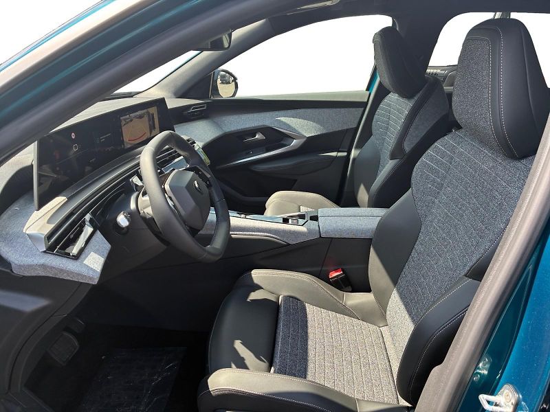 Peugeot 5008 (2026) BUSINESS Hybrid 145 e-DCS - fotka 9 z 15