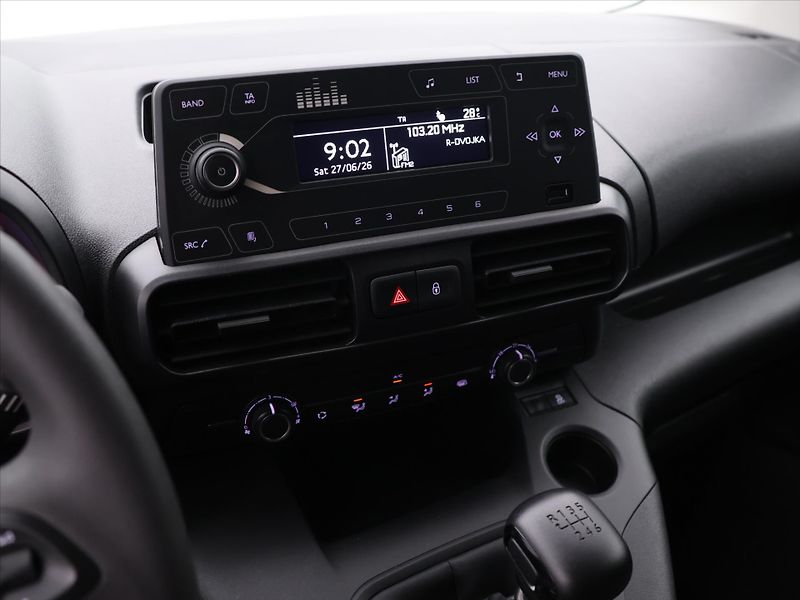 Opel Combo 1,2 Turbo 81 kW S/S Enjoy - fotka 15 z 25