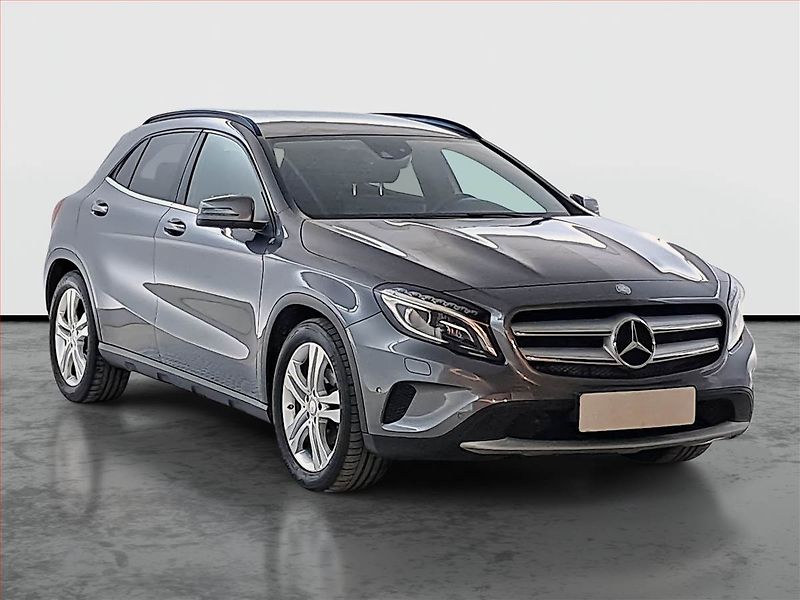 Mercedes-Benz GLA (2015) 220 CDI 4MATIC, 4X4 - fotografie inzerátu
