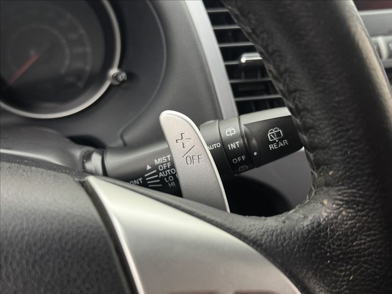 Mitsubishi Outlander 2,2 4WD AUTOMAT VÝHŘEV KAMERA - fotka 12 z 34