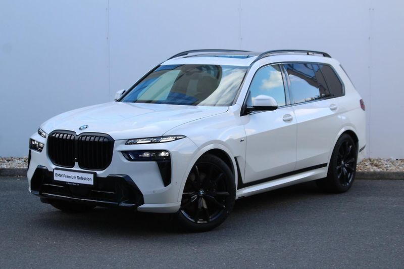 BMW X7 xDrive40d | Mpaket PRO | ČR - fotka 1 z 32