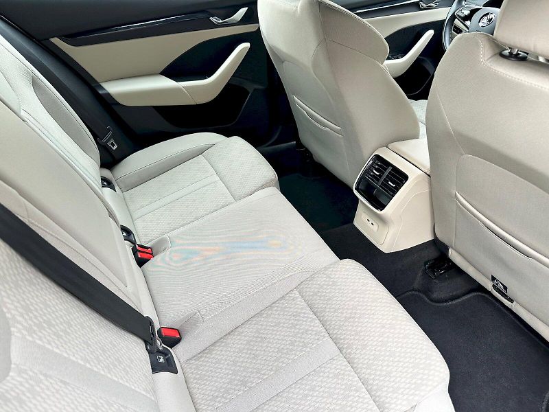 Škoda Octavia (2021) 1.5 TSI e-TEC 110kW DSG Style - fotka 19 z 21