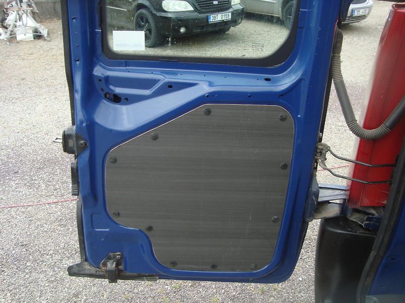 Citroën Jumpy (2011) 1,6 HDI 90 - fotka 7 z 18