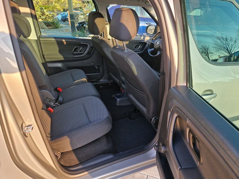 Škoda Roomster (2013) STYLE 1.2 TSI 63kW - fotka 12 z 20