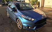 Ford Fiesta ST ve speciálním odstínu Liquid Blue.