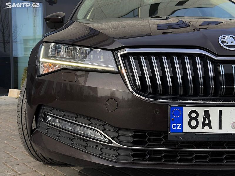 Škoda Superb (2020) 2.0 TDi 110kw/STYLE/tažné - fotka 6 z 27