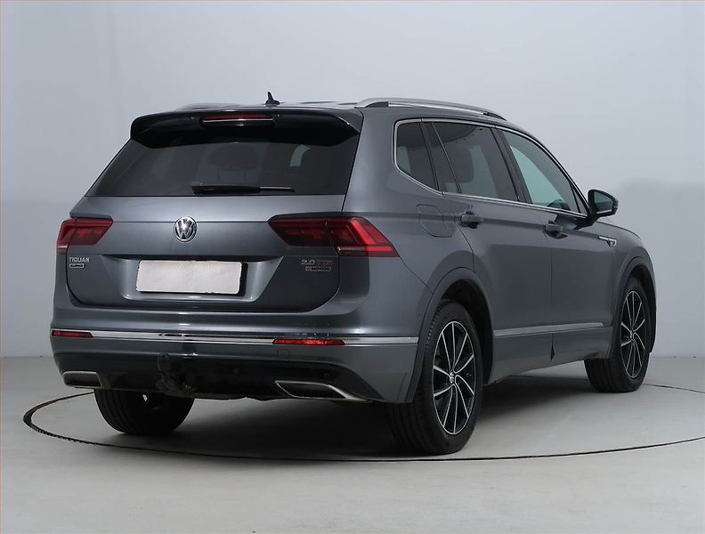 Volkswagen Tiguan Allspace (2018) R-Line 2.0 BiTDI - fotka 5 z 23