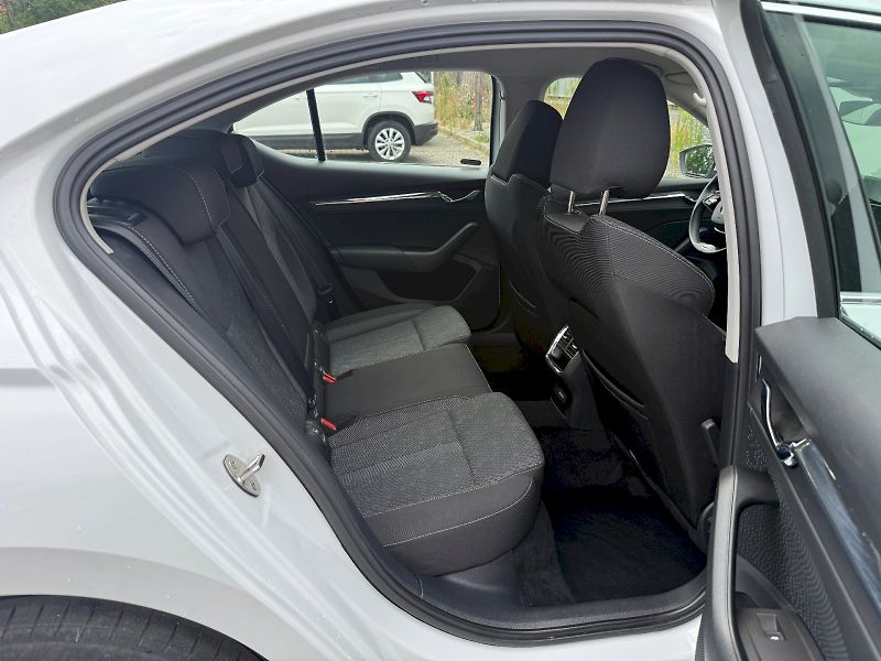 Škoda Octavia (2023) 1.0 TSI 81 kW Style - fotka 21 z 22