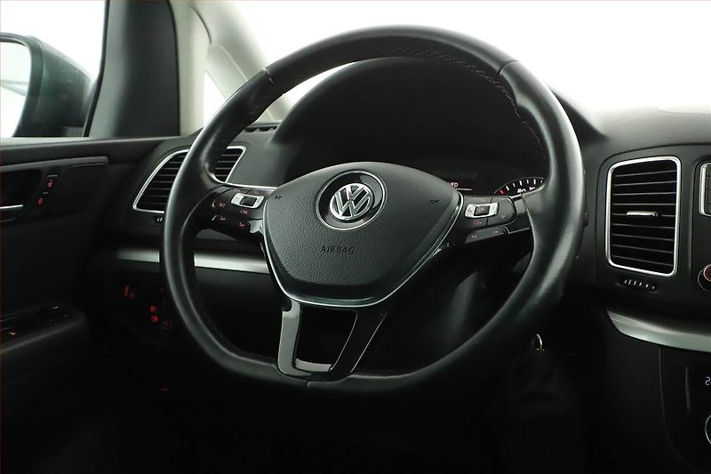 Volkswagen Sharan (2019) 2.0 TDI BMT, Automat, 7 míst - fotka 8 z 21