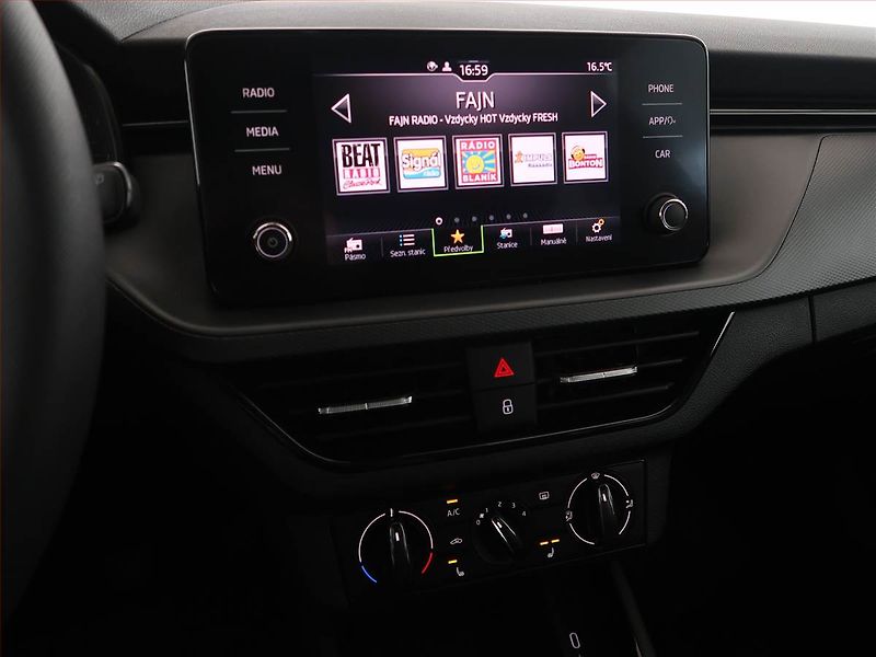 Škoda Kamiq (2024) Ambition 1.0 TSI - fotka 12 z 22