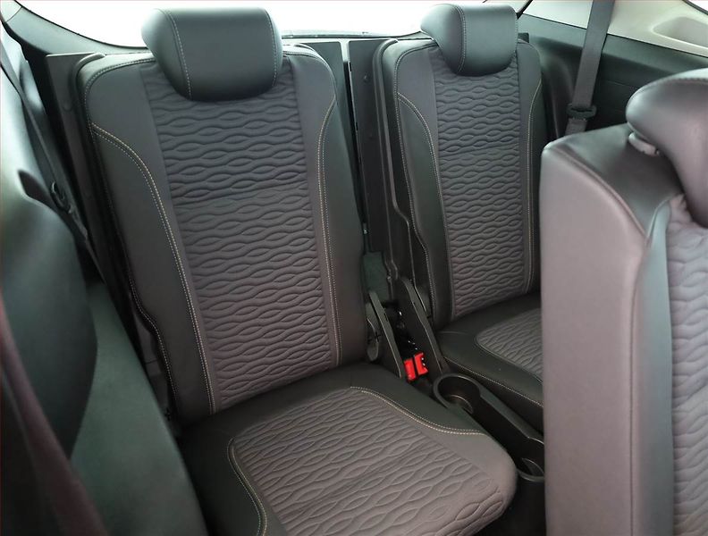Opel Zafira (2014) 2.0 CDTI, 7 míst, Serv.kniha - fotka 16 z 19