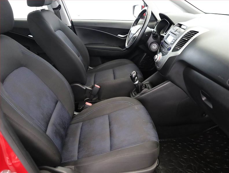 Hyundai ix20 (2015) 1.6 CVVT, Serv.kniha - fotka 7 z 14