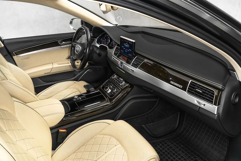 Audi A8 6,3 W12 L Max výbava - fotka 13 z 31