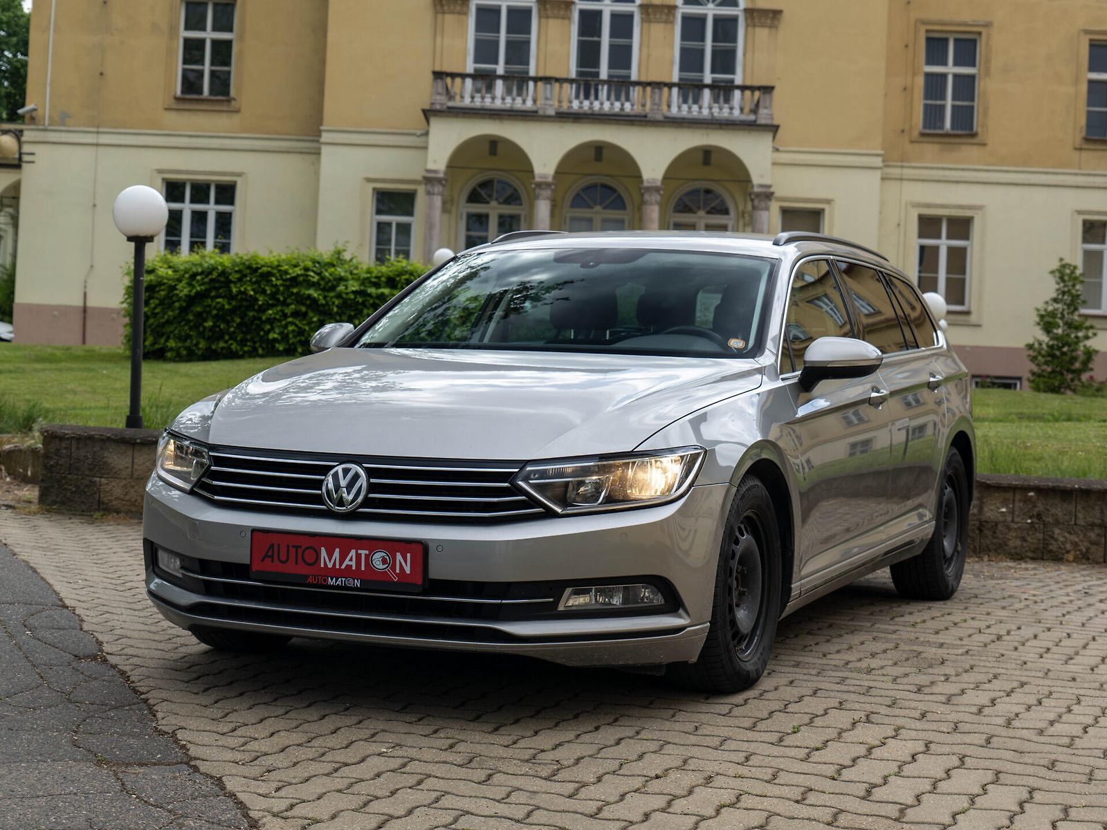 Volkswagen Passat 2.0 TDI 110 kW DCC BLIS ACC Ta