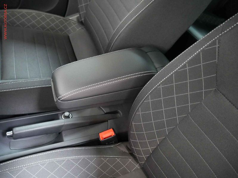 Škoda Rapid (2019) 1.0 TSi, ČR, Style - fotka 22 z 23