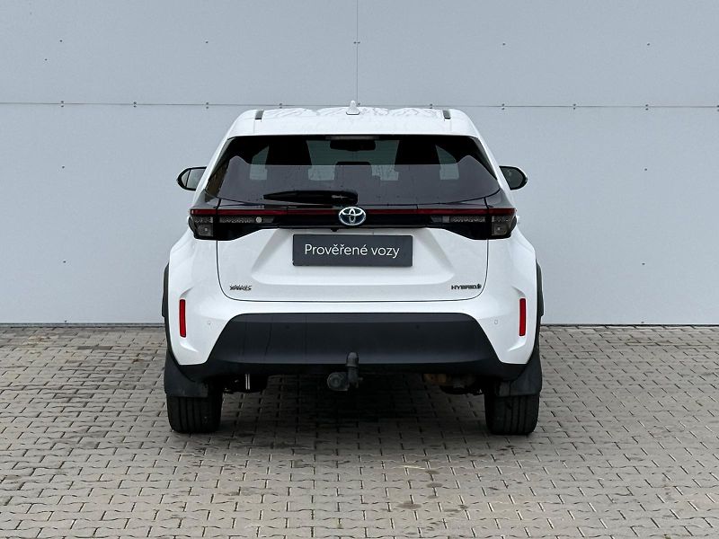 Toyota Yaris Cross 1.5 HSD e-CVT Style Tech FWD - fotka 9 z 26