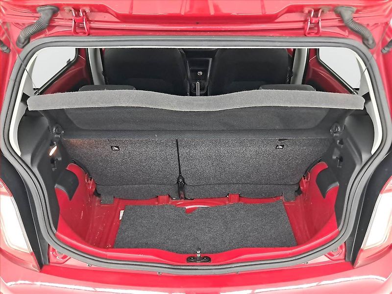 Škoda Citigo (2017) 1.0 MPI, ČR,1.maj - fotka 13 z 16