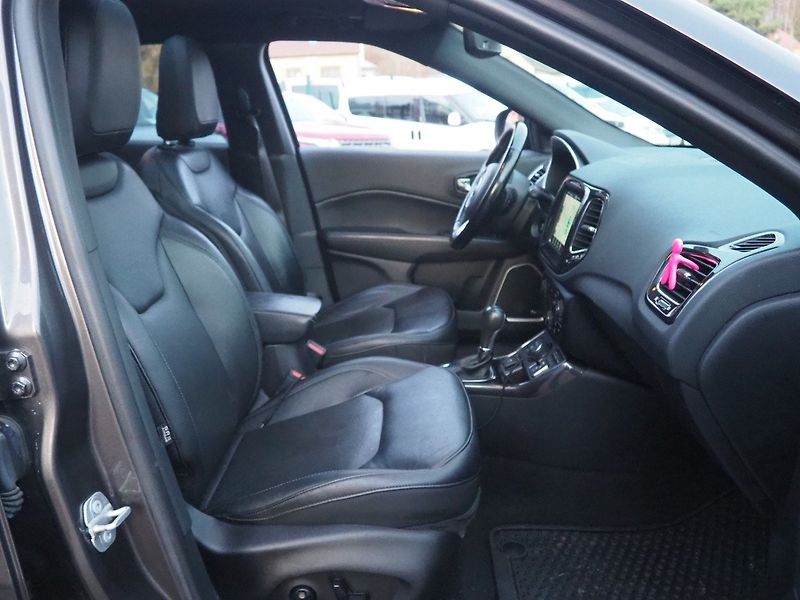 Jeep Compass (2021) 1.3iPHEV 4Xe 177kW S AT,PANO - fotka 21 z 36