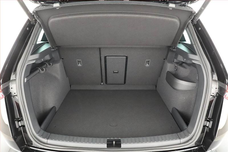 Škoda Karoq (2025) 2.0 TSI - fotka 22 z 25