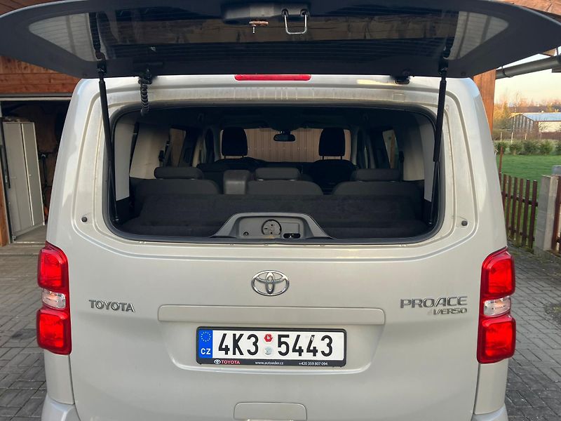 Toyota ProAce Verso (2018) - fotka 11 z 33