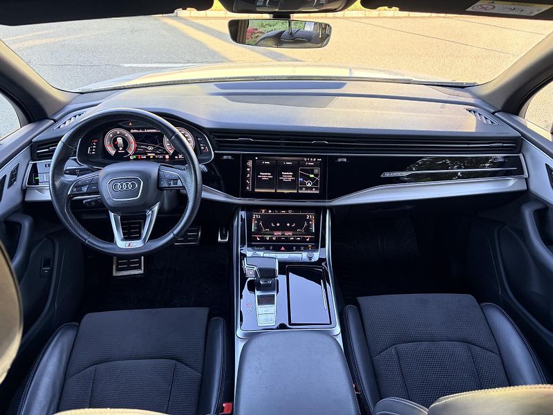 Audi Q7 QUATTRO S-LINE MATRIX NEZ. TOP - fotka 33 z 64