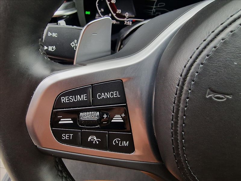 BMW Řada 5 520d Xdrive M-Sport ČR,1.Maj. - fotka 23 z 50