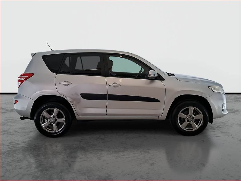 Toyota RAV4 (2012) 2.2 D-4D, 4X4, Kůže, Navi - fotka 6 z 20