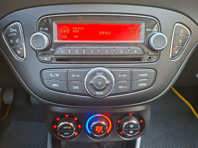 Opel Corsa (2015) 1.4i 55kW -NOVÉ V ČR-VÝBAVA - fotka 12 z 22