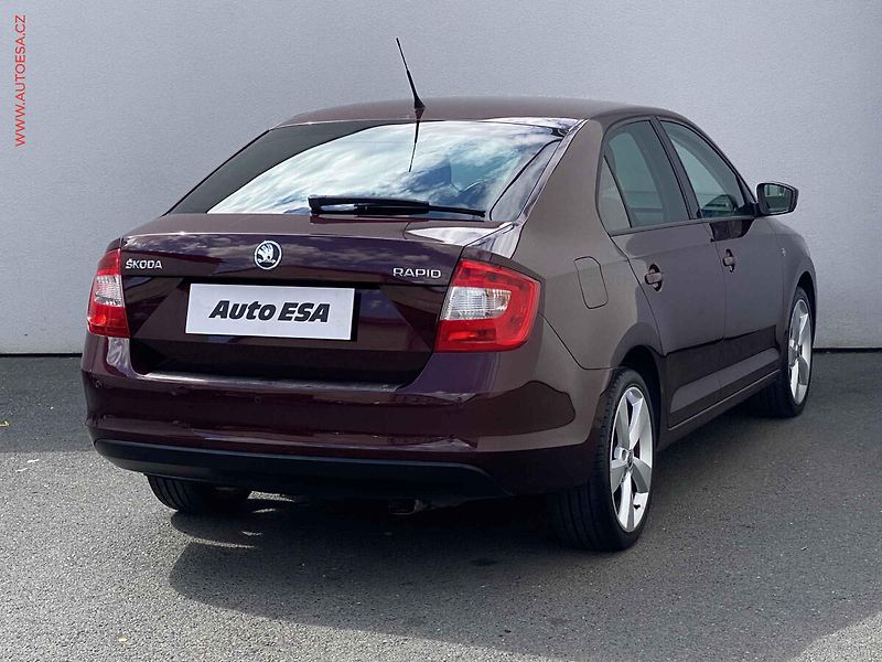 Škoda Rapid (2013) 1.2 TSi, Elegance - fotka 4 z 18