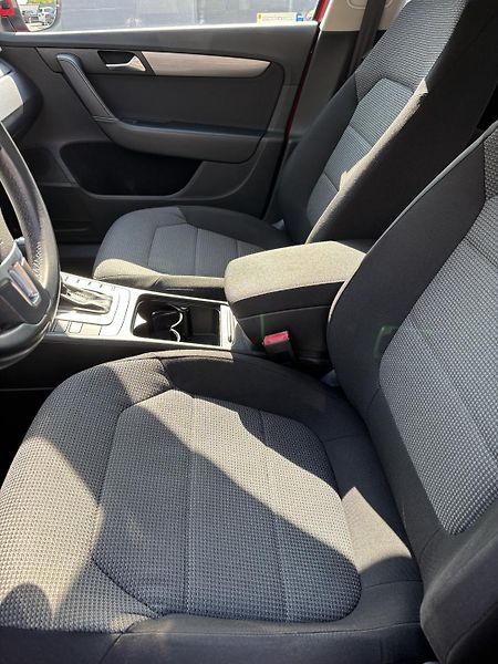 Volkswagen Passat (2013) VW PASSAT B7 HIGHLINE, 130KW - fotka 14 z 23
