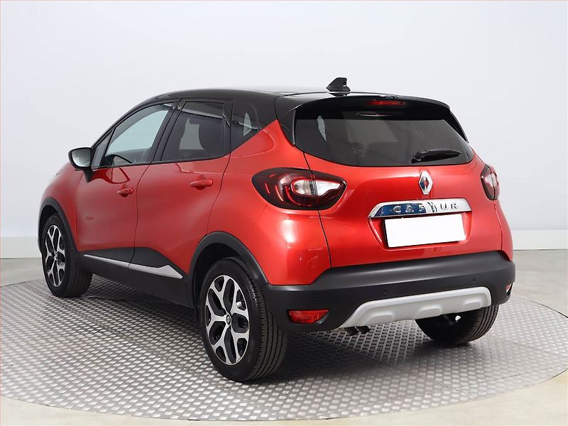 Renault Captur (2019) 1.3 TCe, Automat, ČR,1.maj - fotka 4 z 16
