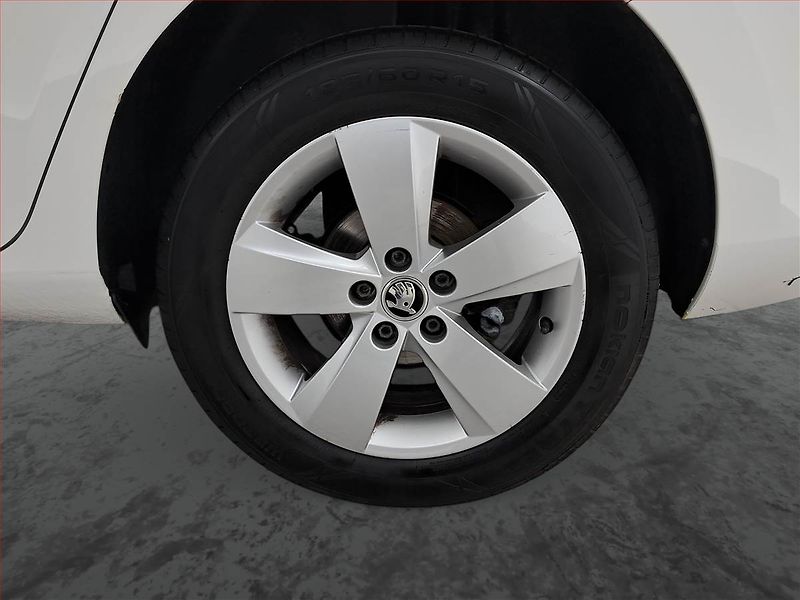 Škoda Fabia (2018) 1.4 TDI, Tempomat - fotka 15 z 17