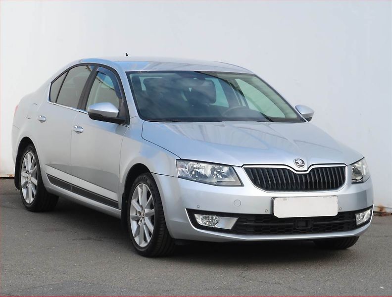 Škoda Octavia (2014) Elegance 1.2 TSI, Serv.kniha - fotografie inzerátu