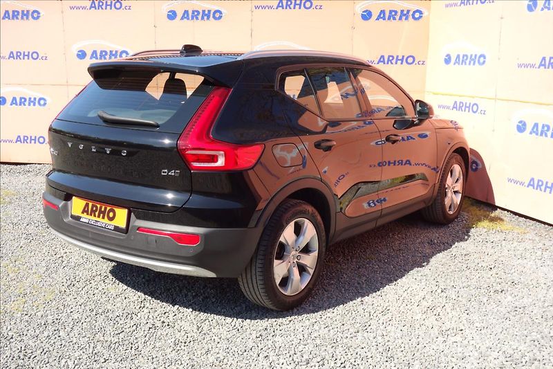 Volvo XC40 2,0 D4, ČR, SERVIS.KN., AWD. - fotka 7 z 39