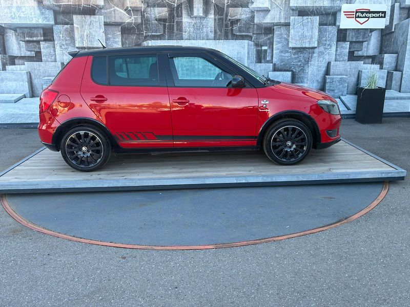Škoda Fabia (2014) 1.2TSi, 77KW, MONTE CARLO - fotka 5 z 20