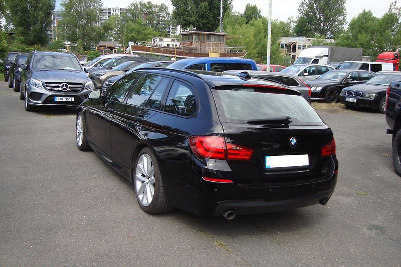 BMW Řada 5 (2013) 535d Xdrive,M-paket,S.kniha - fotka 5 z 73