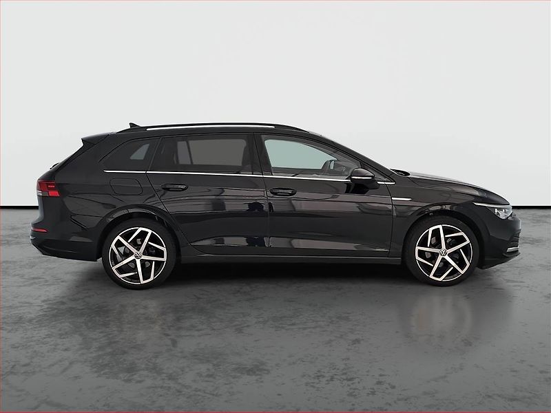 Volkswagen Golf (2022) 1.5 TSI - fotka 6 z 21