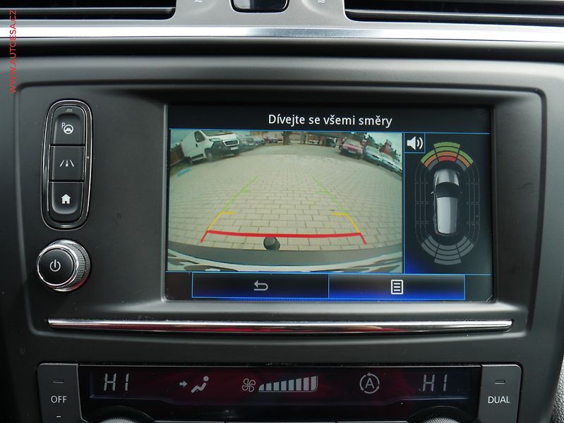 Renault Kadjar (2015) 1.6 dCi 4x4, ČR, AC, TZ, navi - fotka 17 z 18