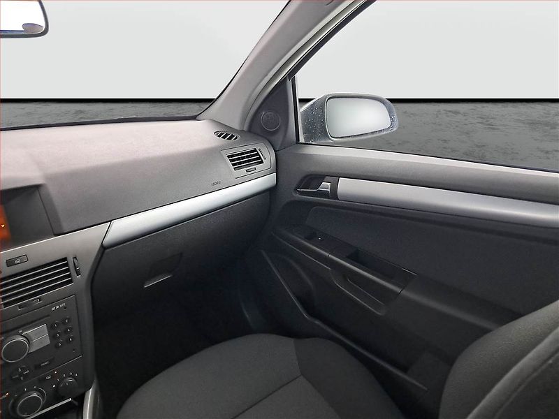 Opel Astra (2005) 1.6 16V, jezdí dobře - fotka 8 z 16
