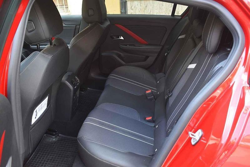 Opel Astra se zatím nabízí jen s karosérií hatchback