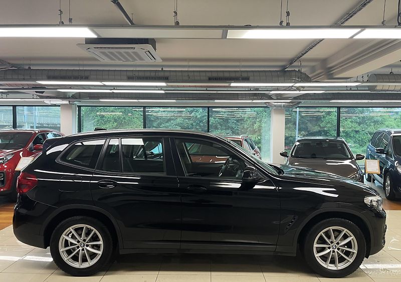 BMW X3 20d xDrive 140kW, ČR - fotka 7 z 30