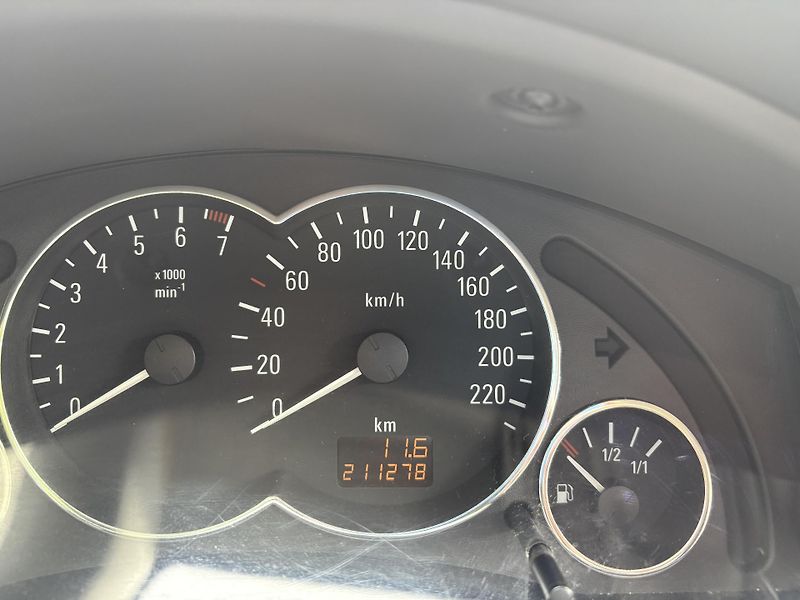 Opel Meriva (2005) 1.6 74 kW - fotka 10 z 15