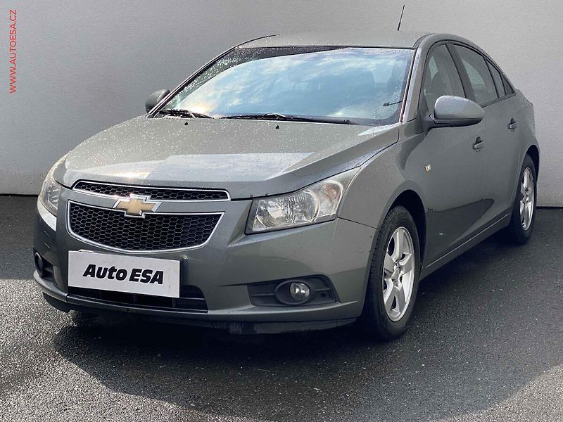 Chevrolet Cruze (2010) 1.6i, ČR, Klima - fotka 3 z 15