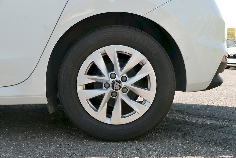Škoda Fabia (2025) 1.0 TSI 70 kW M5° Top Selectio - fotka 27 z 28